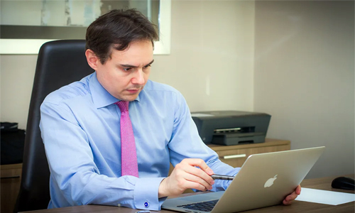 Dr. Martín Díaz